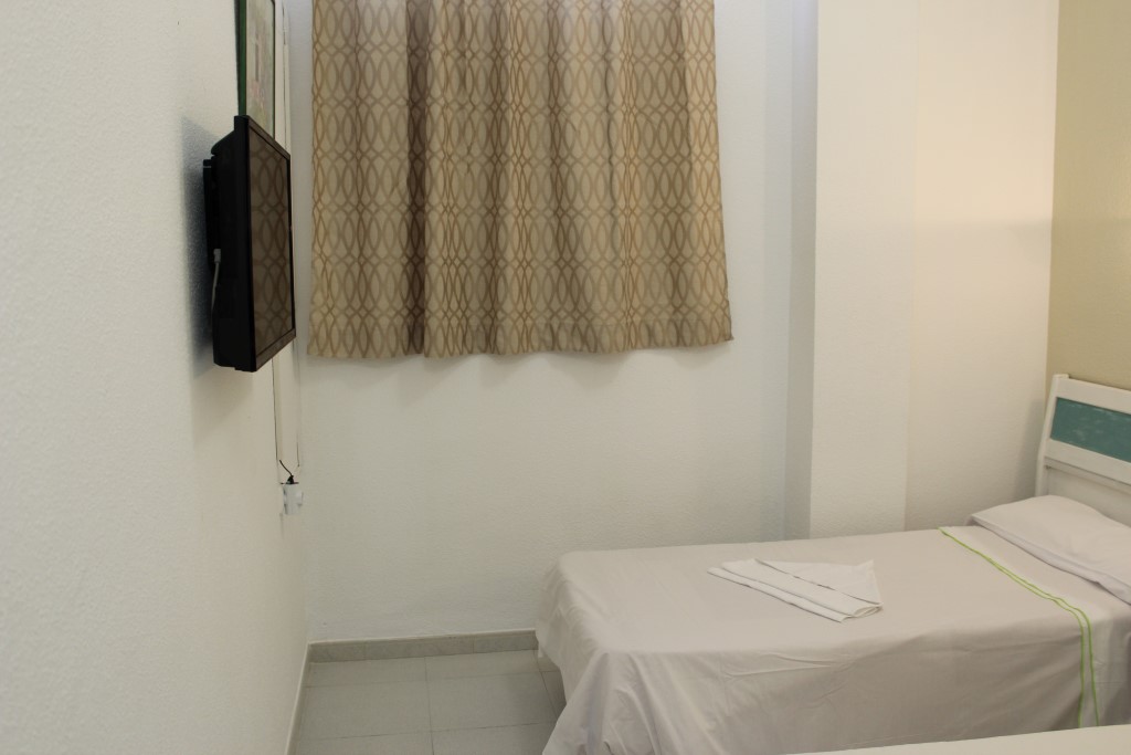 HOSTAL LA TORRE